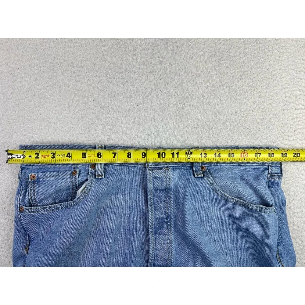 Levis 501‎ Jeans Mens 38x32 Medium Wash Blue Denim Regular Straight Button Fly